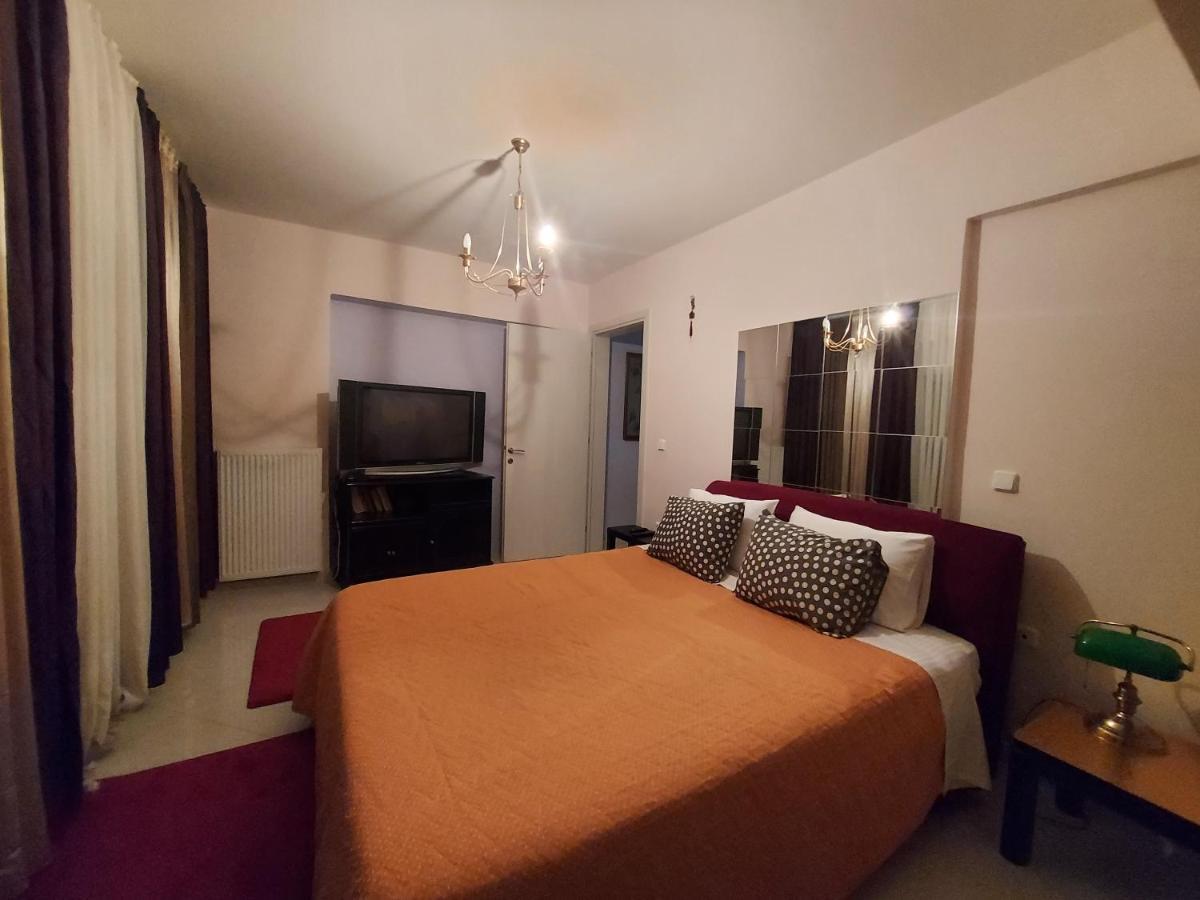 One Bedroom Apartment New With Large Living Room Αθήνα Εξωτερικό φωτογραφία